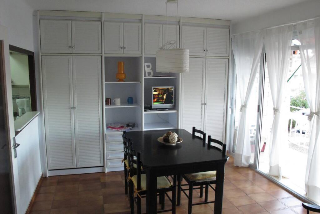 Apartment In Front Of Arrabassada Beach Tarragona Exteriör bild
