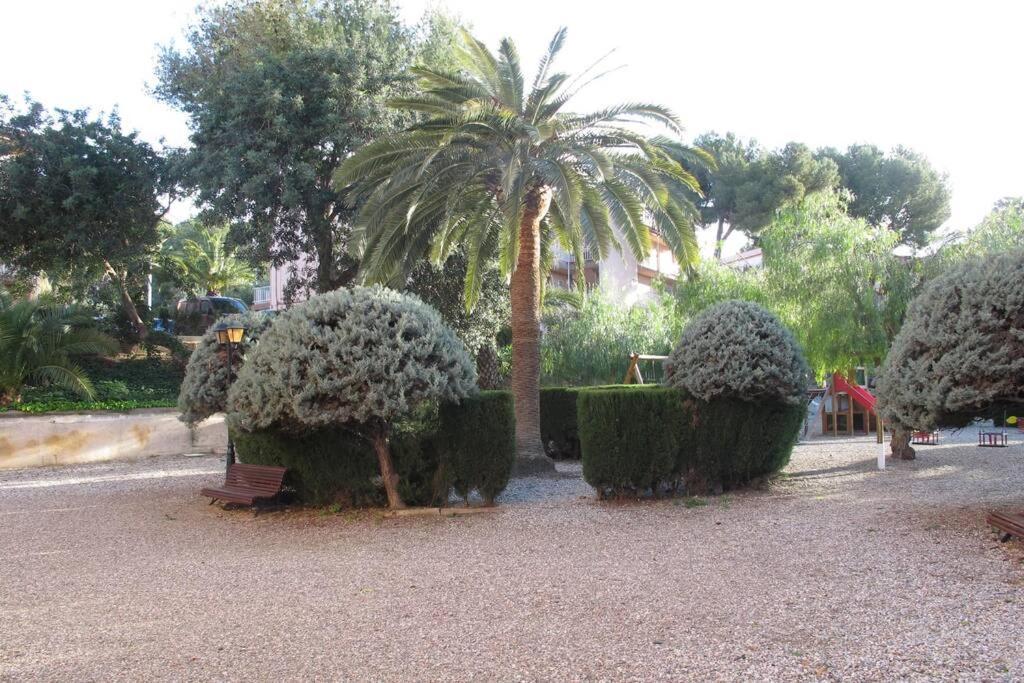 Apartment In Front Of Arrabassada Beach Tarragona Exteriör bild